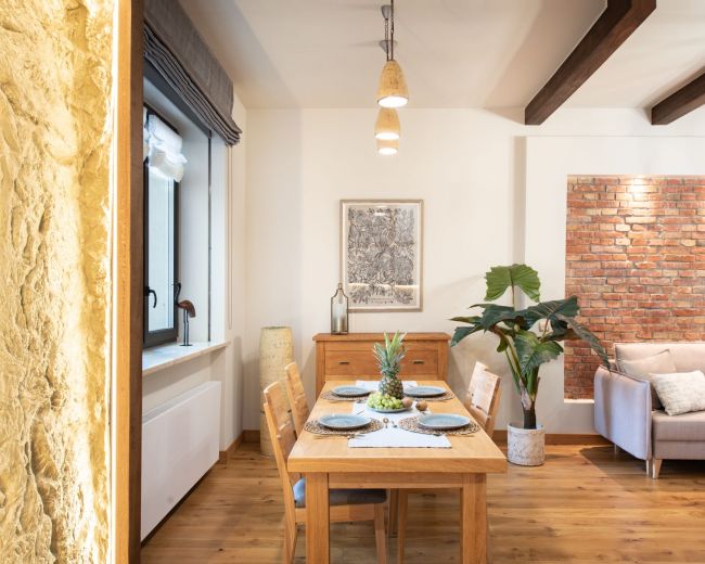 Rustic Splendour