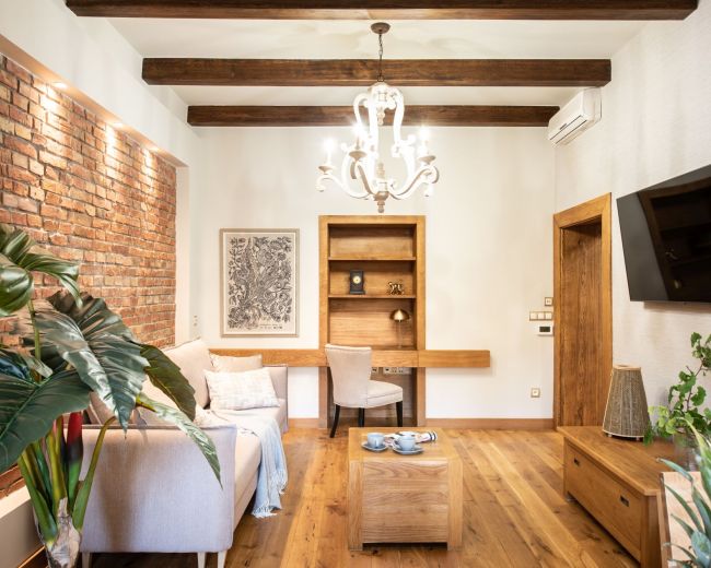 Rustic Splendour