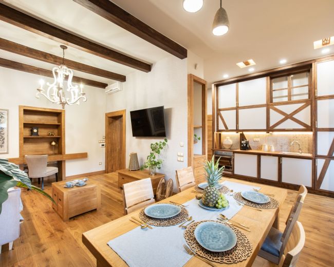 Rustic Splendour